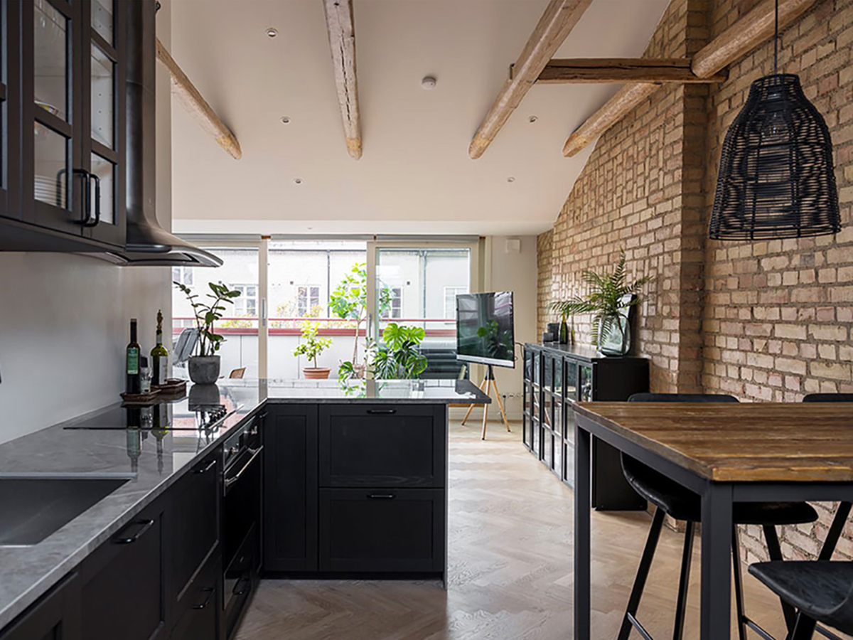 Зносостійкі матеріали для коридору