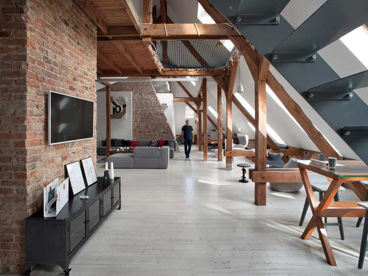 Поєднання дерева та цегли в інтер'єрі